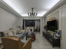 格兰郡庭4室2厅2卫南朝向390.0万元/套出售