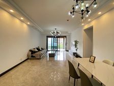 江北观音桥 恒大御龙天峰 四房急售 价格可谈 朝中庭看江