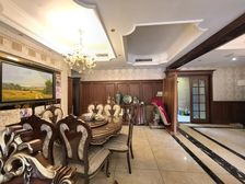 龙头寺 招商老洋房 带80平露台 带地暖 全高定家居 推荐!