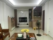 华坞路 102平 3室 精装 朝向南北 房东急置换 诚心出售