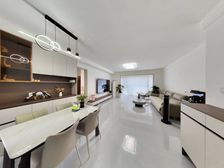 新上一梯一户电梯入户小高层,契税满二,拎包入住