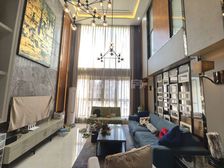 荣和大地2组团 小高层带大露台 精装 5室 看房方便