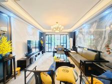 鼎峰尚境 装修豪华保养好 小区绿化高 商品房 带电梯