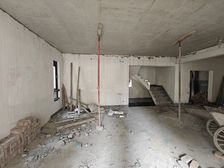 捡耙活沙坪坝区 俊峰山万里 五房 270万带花园露台,带车位