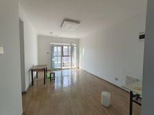 秀山信达城二期 3房 650000.0 南北通透,采光充足