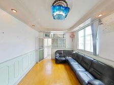 此房满五年,居家装修,采光通风好,交通便利