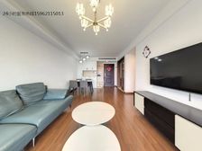 此房满2年,三开间朝阳,全天采光,视野开阔