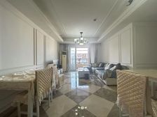 沙坪坝区 万科金色悦城五期 三房 120万