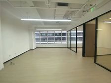 望京soho新出130平 3间隔间 户型方正 紧邻电梯