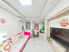 中楼层、居家精装修、视野好、新上好房