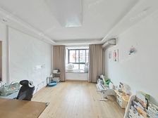 南北户型 中高楼层 精装装拎包住 看房方便