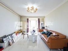 罗马嘉园 次顶层 南北两居室 采光好 青年路 地铁旁