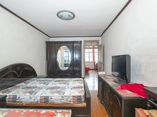 金祥坊 南北通一房一厅,单价3.3万,近梅川路步行街。