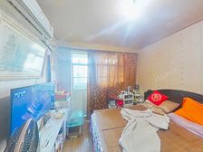 此房是小区经典的两室户,楼层好,采光好