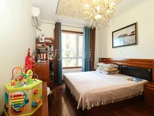 南北通透纳帕澜郡3室2厅精装修