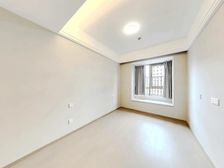 雅戈尔江上云境 3室2厅 南 新房现房