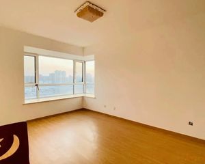 单价4500,1万入住,中和香槟花园 精装婚房大三室精装
