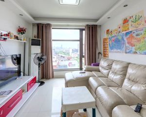 业主诚售 雅戈尔 印象城旁边套 看房方便