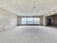 东港会议中心旁绿地达沃斯 地铁站旁 一线海景 光线足视野开阔