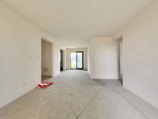 中锐府上纯毛坯4房南北双阳台满五省税百米楼间距近附一院万达