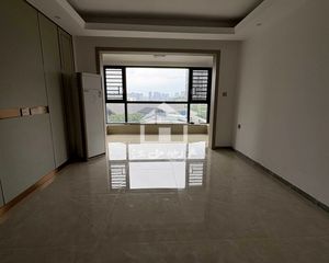 彰泰郡4房2厅精装80万