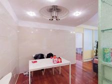 品质小区,环境优美,诚意出售,精装好房