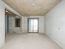 新出巨凝金水岸 毛坯 中间楼层 急卖 随时看房