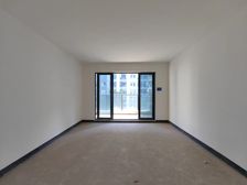 礼嘉近龙湖天街。昱湖壹号嘉镧 看中庭安静240万 房源保真!