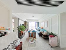 浦发华庭 飞机户型3房 南北通透 朝南视野开阔 享受万人之上