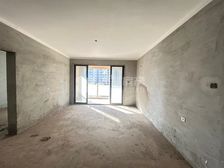 房东诚心出售,随时看房