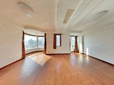 世嘉星海品质3室 地铁站旁 环境好 户型大气光线足适合居住