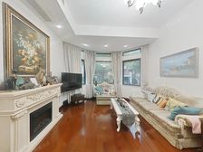 大华双拼别墅,有点有地大花园 精装修看房方便