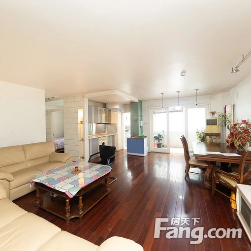 今日家园 3室1厅1卫 两房朝南 主卧朝南