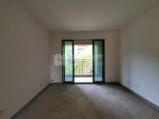 绿地国际博览城一期毛坯房,户型舒适通透