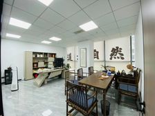 江北万象城 山姆旁 星湖湾108平 带隔间 带家具办公室出租