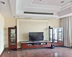 海景花园4室2厅4卫东朝向1100.0万元/套出售