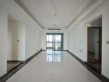 巴国城 高品质小区 正规大四房 20年小区 视野开阔