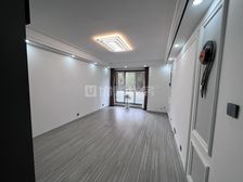 一楼,精装修,拎包入住随时看房