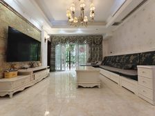 业主急售!精装四房 带花园 小区中庭位置 居家安静