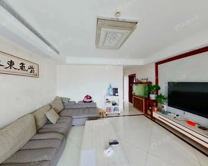 临平·银泰城·3室·2厅精装修视野开阔