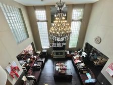 新世界花园(别墅)5室 湖边别墅 一套放盘出售