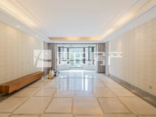 臻园三期,低楼层,楼间距大,南向有外置大阳台,居住舒适