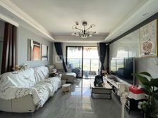 翠竹学校旁 电梯43楼 装修好 上学方便