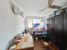 黄兴路站50米,90年代小区,诚意出售,看房方便!