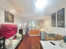 新上双南大两房,楼层好,地鉄口,车位充足。