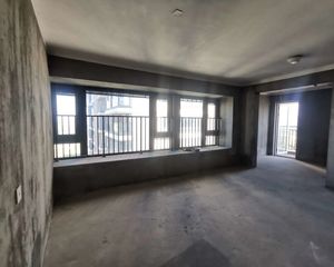 宝龙雅戈尔江汇城3室1厅2卫南朝向250.0万元/套出售