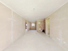 此房满二年, 空户,留有钥匙, 随时看房