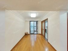 新出南北直通两房,不靠路,带车位,接受置换。