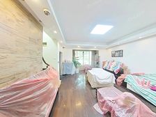 别墅小区,带固定车位,带花园,两年出一套,小区安静,舒适