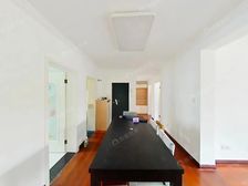 轨交9号线三开间朝南 附带阁楼 位置好 安静 议价空间大